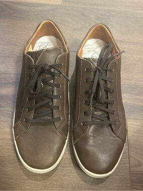 Olukai Kahu Pahaha leather sneakers Men’s size 10 brown uppers tan soles